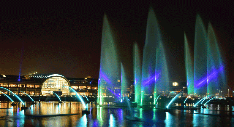 DUBAI FOUNTAIN SHOW