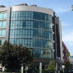 Aqueen Lavander Hotel